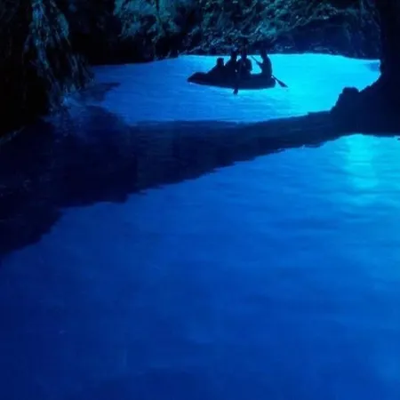 Royale With Shared Pool