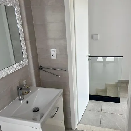 Royale With Shared Pool Lejlighed Hvar Town