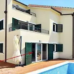 Apartament Royale With Shared Pool Hvar Town