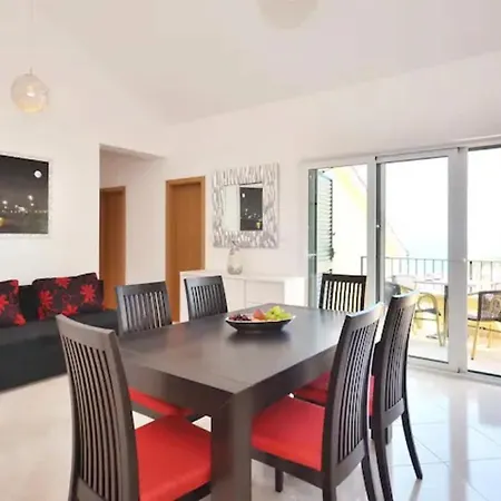 Apartment Royale With Shared Pool *