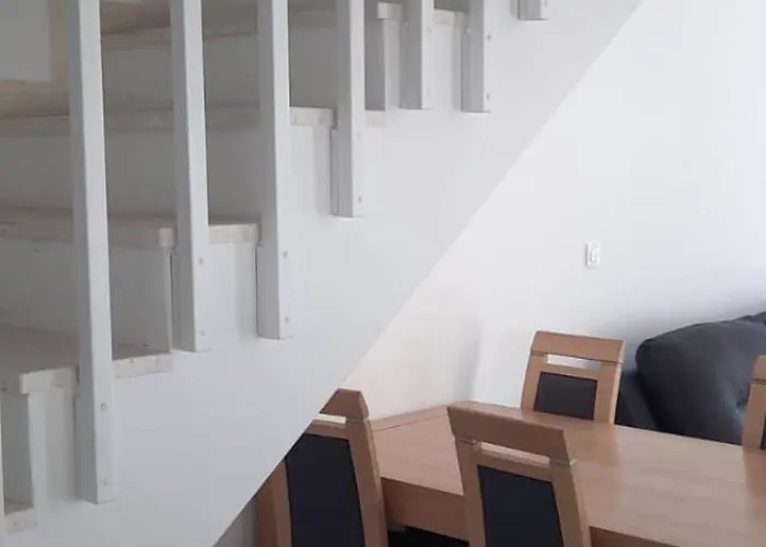 Royale With Shared Pool *