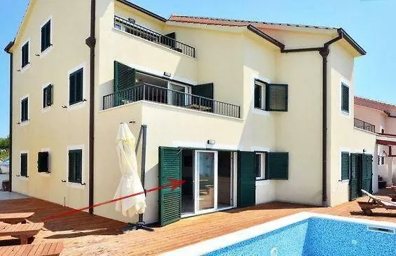 דירה Royale With Shared Pool חוואר