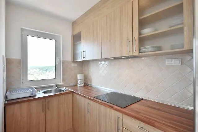 Royale With Shared Pool شقة هفار