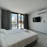 Royale With Shared Pool *