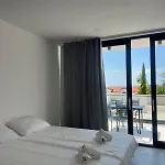 Royale With Shared Pool Διαμέρισμα