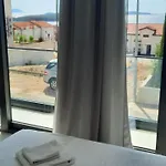 Royale With Shared Pool Διαμέρισμα