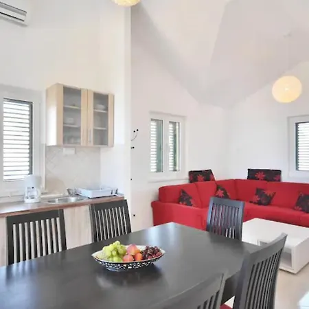 Appartement Royale With Shared Pool *