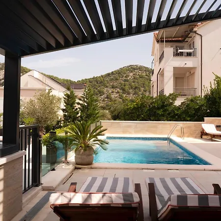 Appartement Royale With Shared Pool Hvar Town